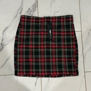 Fashion Nova Tartan Mini Skirt - Red and Black